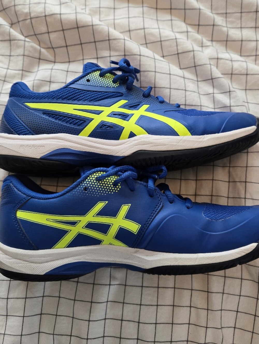 Asics Court Shoes Sz 9.5